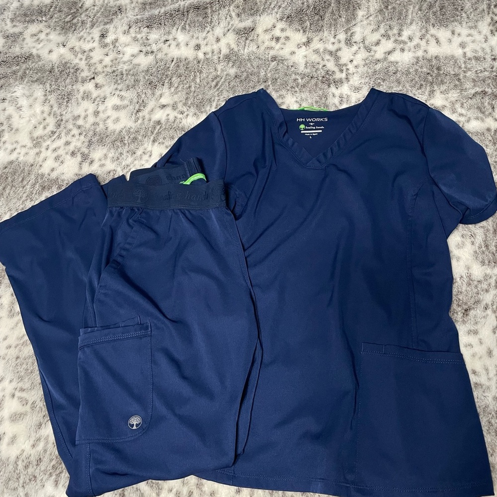 Healing Hands navy scrubs size M